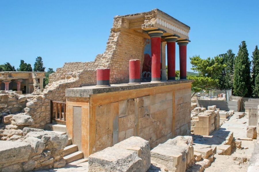 From Heraklion: Knossos and Lasithi Plateau Full-Day Tour - Tzermiado and the long lunch break