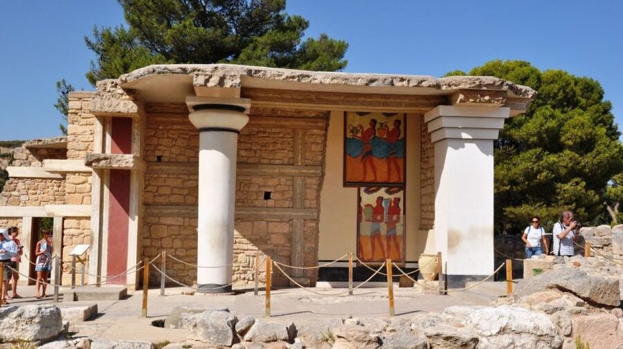 From Heraklion: Knossos and Lasithi Plateau Full-Day Tour - Knossos: the reason most people book