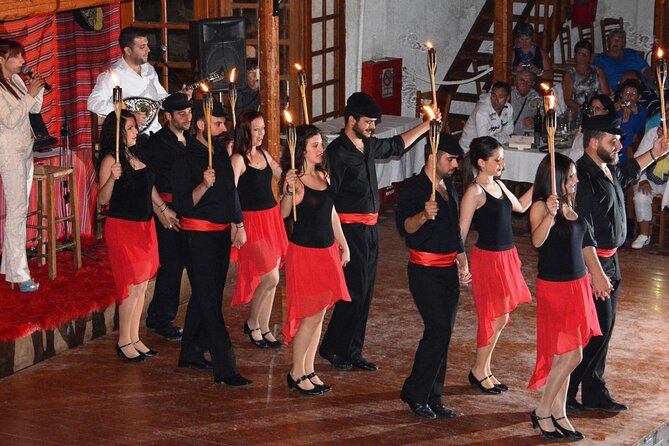 From Heraklion & Malia: Cretan Folklore Night with Buffet - What arrives at the Cretan buffet