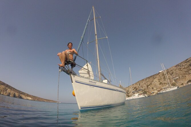 From Heraklion : Small Group 5,5 hours Sailing Trip to Dia Island - A small boat changes the feel of the day