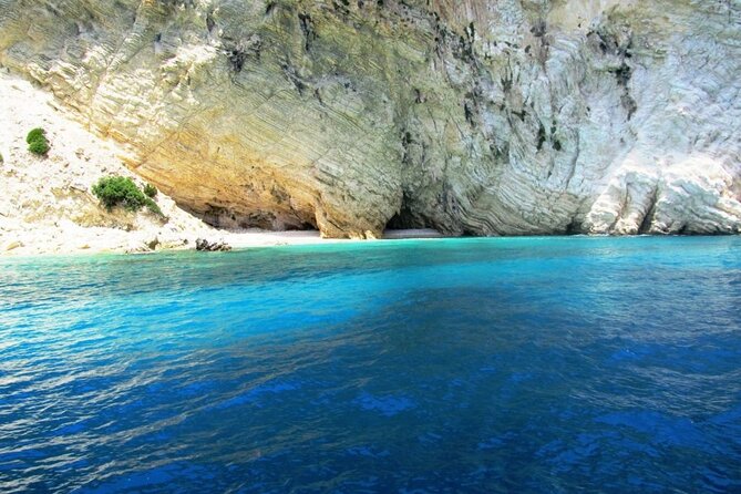 From Heraklion:Small group 5,5h Sunset Sailing trip to Dia Island - How the boat experience is organized