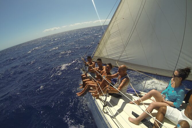 From Heraklion:Small group 5,5h Sunset Sailing trip to Dia Island - Sailing toward Dia Island