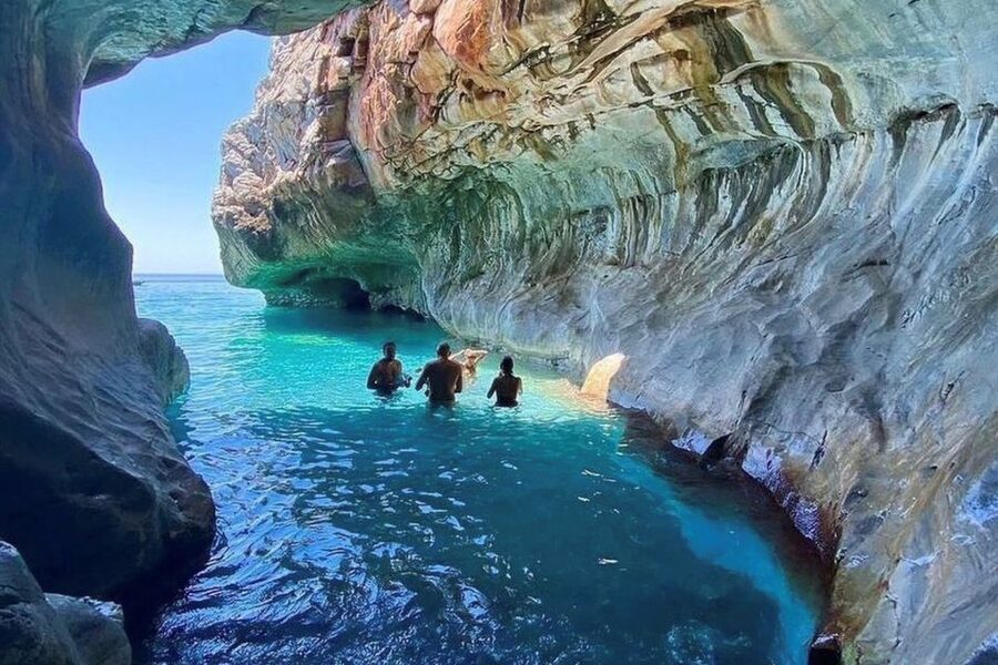 From Hora Sfakion: Private Boat Rental for Day Cruising - Learning the boat before leaving shore