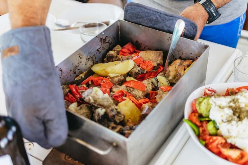 From Kissamos: Balos Gramvousa Sailing Cruise with Lunch - A full day from Kissamos to two Cretan icons