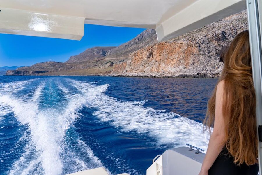 From Kissamos: Private Boat Cruise to Historic Pirate Island - Leaving Kissamos for Balos