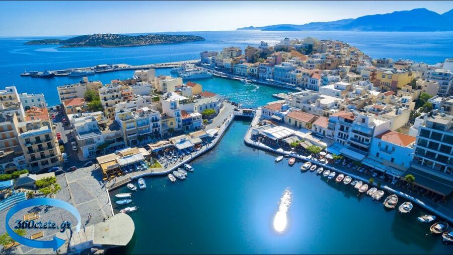From Rethymno: Agios Nikolaos and Spinaloga Tour - What the driver and guide setup means