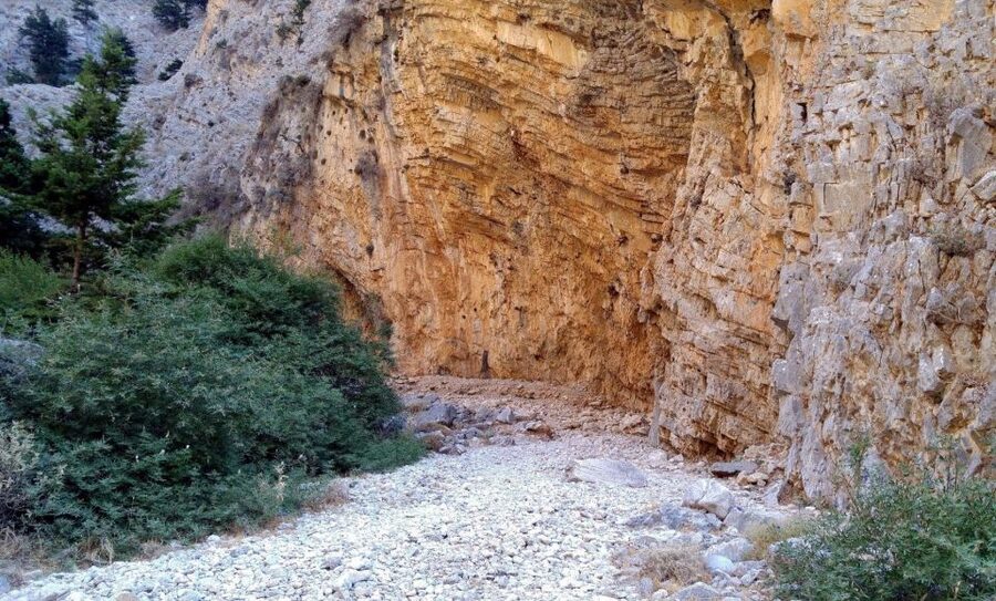 From Rethymno/Chania: Imbros Gorge Hike - Walking through Imbros Gorge