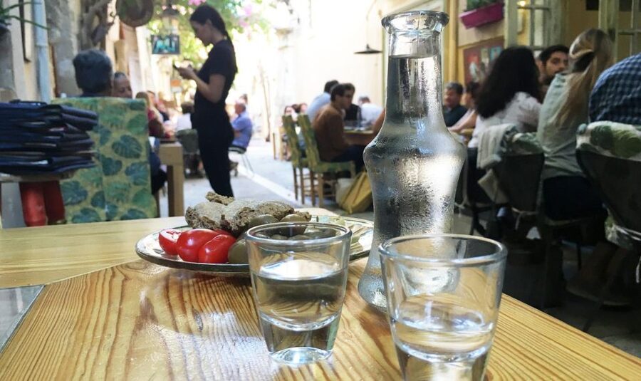 From Rethymno: Cretan Night Music, Food & Dancing - Arriving in Asteri and settling into the taverna