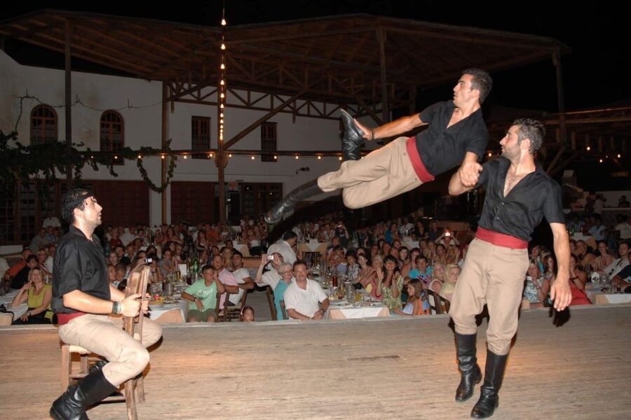From Rethymno: Cretan Night Music, Food & Dancing - Leaving Rethymno after sunset