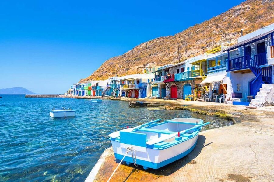 From Rethymno :Full-Day Trip Milos Island (Plaka,Sarakiniko) - A short additional stop on the road