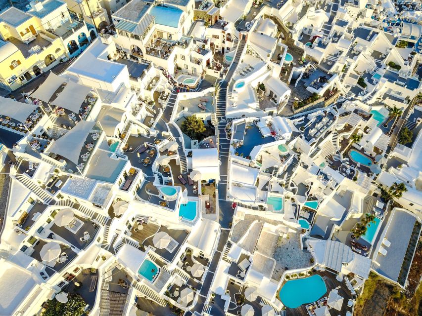 From Rethymno: Santorini Guided Tour and Cruise from Crete - The real shape of this Crete to Santorini day