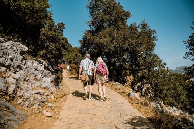 Full-Day/Half-Day Tour : Lasithi Plateau & Knossos Palace - One day, two very different sides of Crete