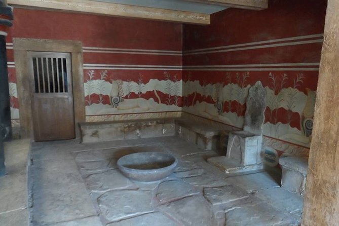 Full-Day Knossos and Heraklion Tour from Chania and Rethymno - The bus ride from Chania and Rethymno