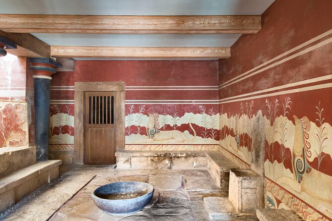 Full-Day Tour Knossos and Heraklion From Chania - What the guide can add