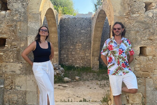 Gastronomy tour and wine tasting in traditional villages - A 500-year-old church and a garden of useful plants