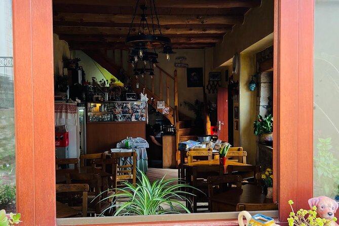 Gastronomy tour and wine tasting in traditional villages - Lake Kournas turns dinner into a scenic event