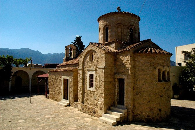 Georgioupolis Safari Off Road Tours Outdoor Activities Land Rover Defender - Sfakia combines a castle, swimming, and lunch