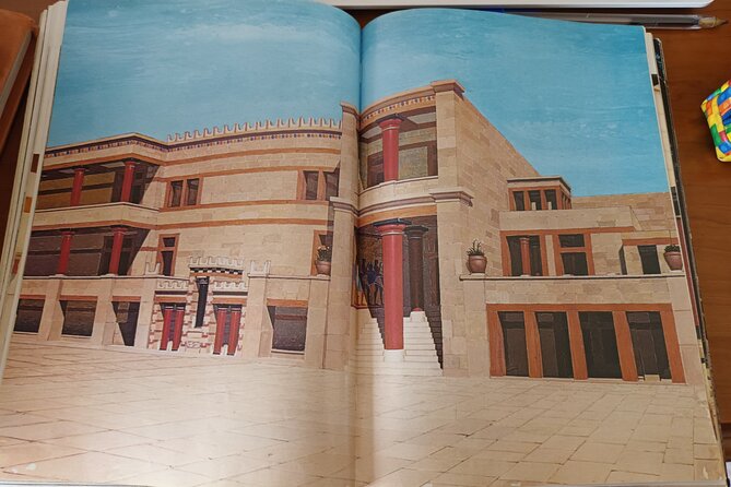 Guided Tour in Knossos Palace - Why Knossos is better with a guide