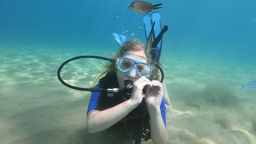 Heraklion: Beginner Scuba Diving Lesson with PADI Instructor - What this first scuba experience really offers