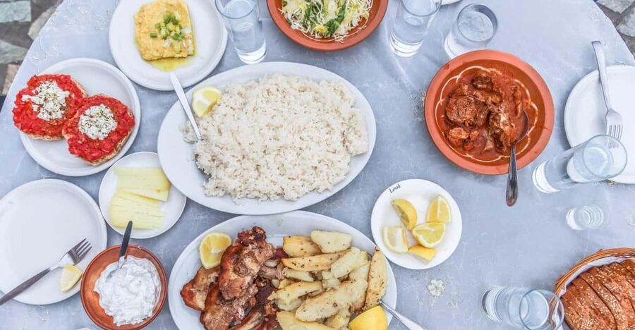 Heraklion City: Greek Food Tasting Walking Tour - Starting in central Heraklion with an appetite
