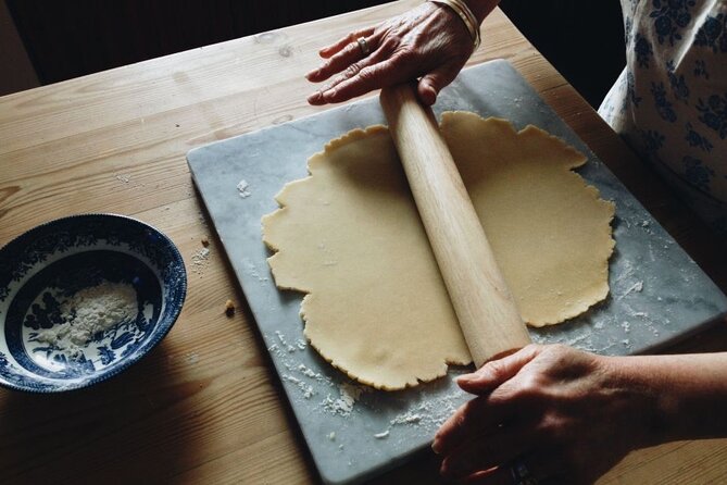 Heraklion: Cretan private cooking lesson with lunch in Arolithos - FAQ
