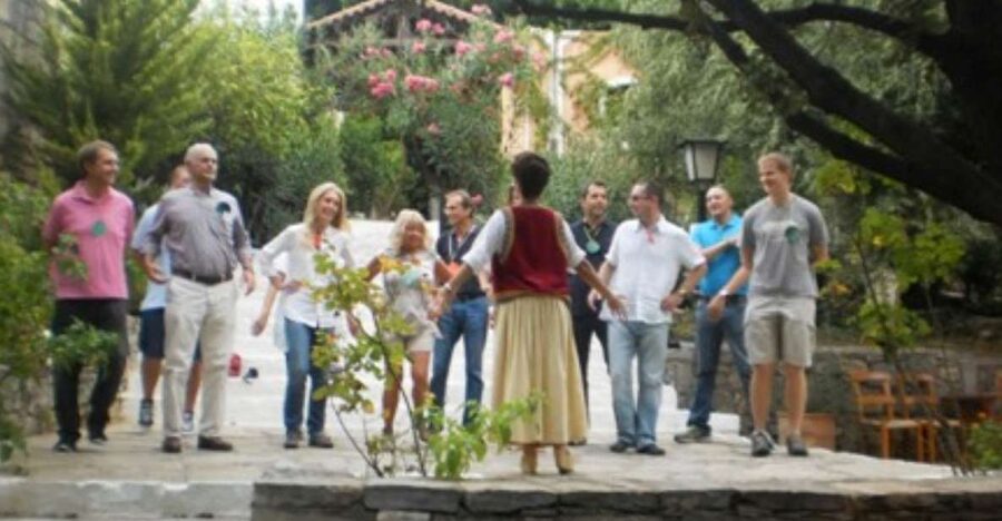 Heraklion Crete: Cretan and Greek Dance Lesson at Arolithos - Learning Sousta, Zorba, and other Greek dances
