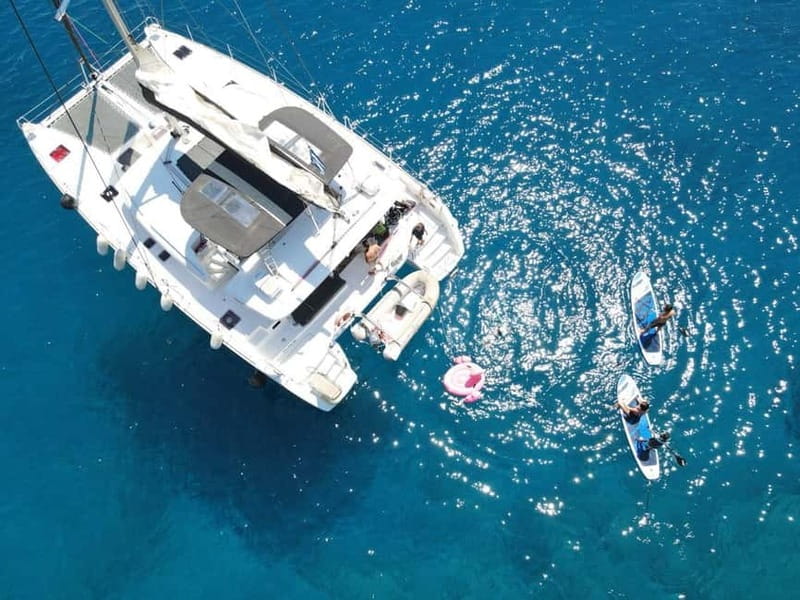 Heraklion: Dia Island Catamaran Cruise with Dinner and Wine - At a glance