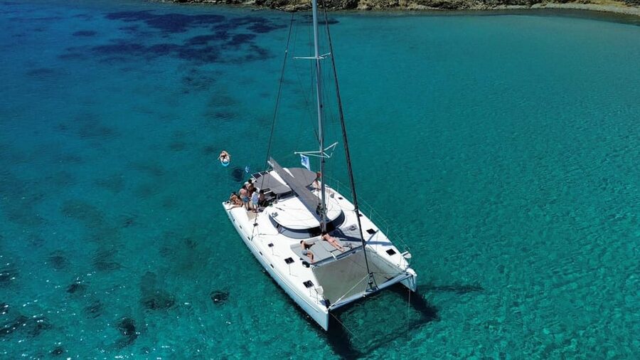 Heraklion: Dia Island Luxury Catamaran Cruise with Meal - Final call: book it for a full sea day