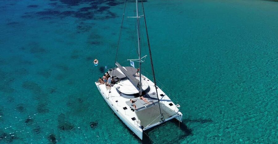 Heraklion: Dia Island Luxury Catamaran Cruise with Meal - Morning light or a sunset return
