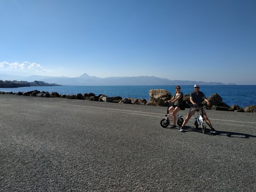 Heraklion: Ecobike Sightseeing Tour with Greek Meze - Why an electric bike works well in Heraklion
