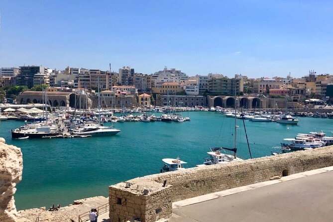 Heraklion Family Treasure Hunt with Food Stop - Key points at a glance