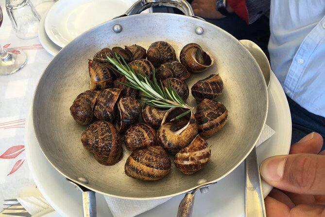 Heraklion Food Stories Walking Tour with 8 local-favorite stops - Who should book this Heraklion food walk