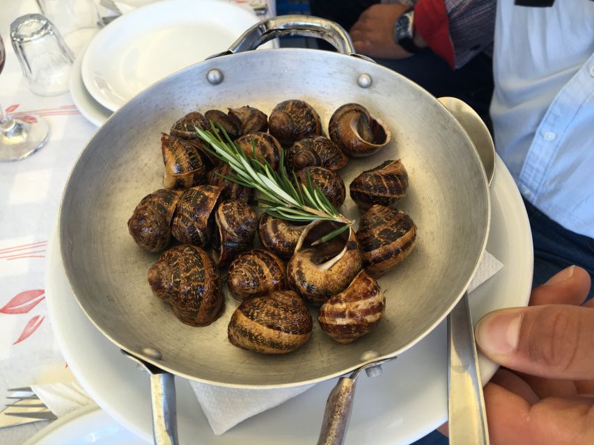 Heraklion: Food Tastings Walking Tour - The market, olive oil, and Cretan pantry