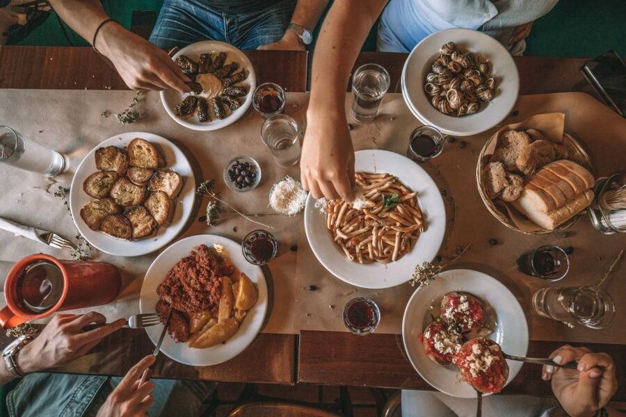 Heraklion: Gourmet Flavours Walking Tour - Starting at Morosini Lions Fountain