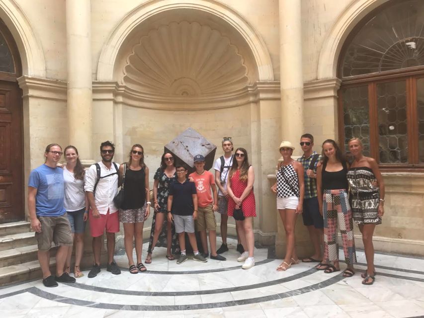 Heraklion: Guided Tour of the City and Knossos Palace Ticket - Cretan tastes: finger food, cheese, tea, raki and wine