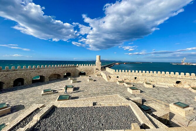 Heraklion Highlights: Knossos, Museum & Historic City Drive - A short walk at Koules Fortress and the Venetian Harbor