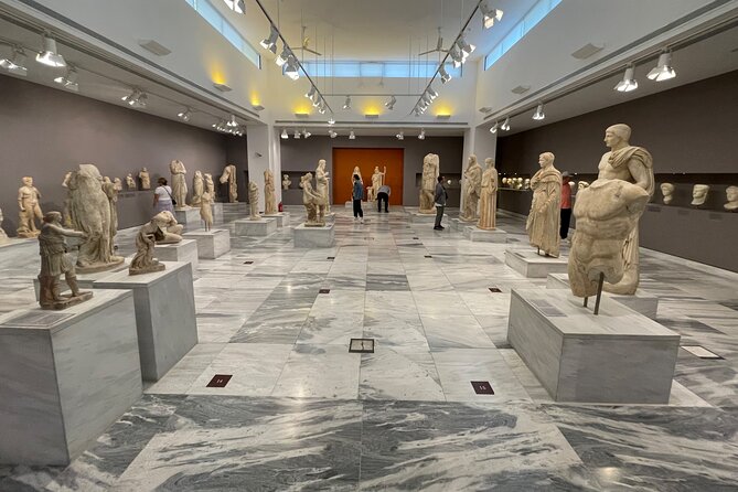 Heraklion Highlights: Knossos, Museum & Historic City Drive - The long Chania drive deserves serious thought