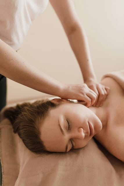 Heraklion: Holistic Massage: Revitalization of Body & Spirit - Reading the strong customer response