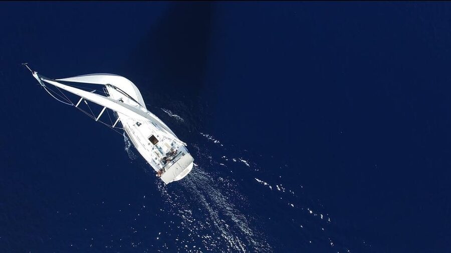 Heraklion: Sailing Cruise to Dia Island with Drinks and Meal - Should You Book It?