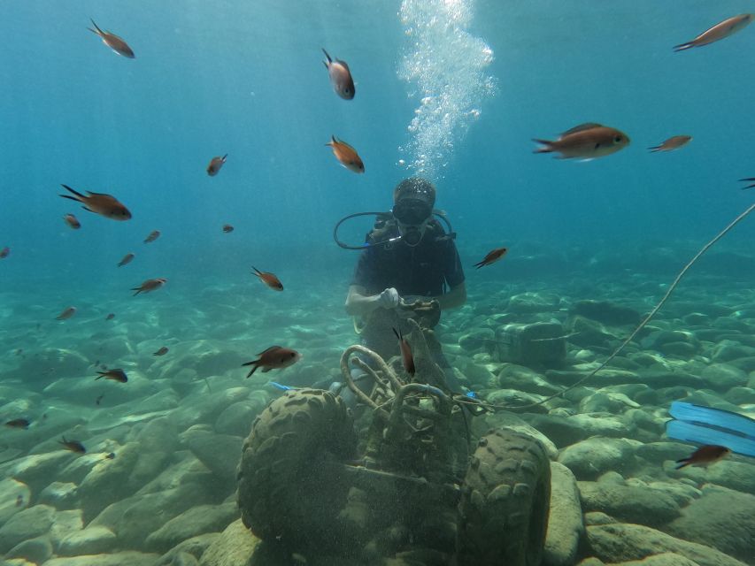 Heraklion: Scuba Diving Experience for Beginners _Beach - Entering the Bay and Learning the Signals