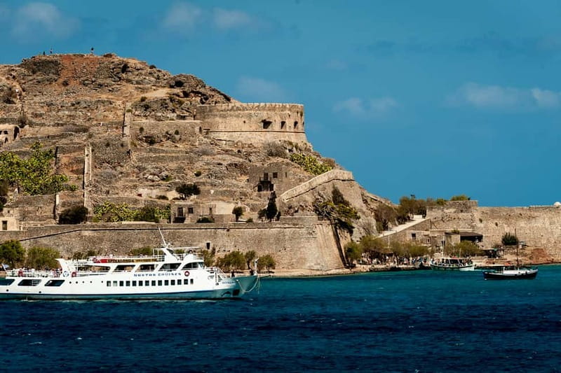 Heraklion: Spinalonga, Agios Nikolaos, & Elounda Boat Tour - The long road from Heraklion to Elounda