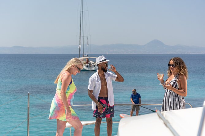 Heraklion: Sunset Luxury Cruise with Sushi and Open Bar - What the catamaran adds