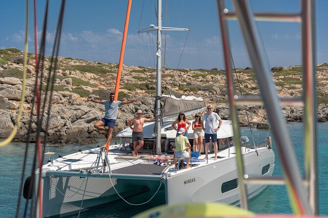 Heraklion: Sunset Luxury Cruise with Sushi and Open Bar - Sushi, Cretan bites, and drinks on deck