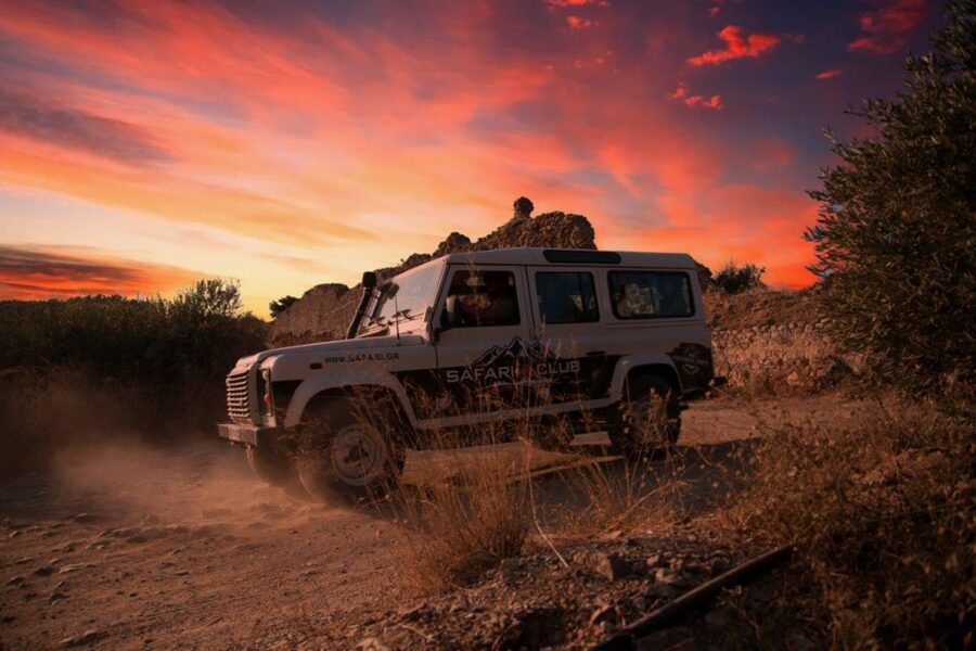 Heraklion: Sunset Safari with Dinner & Prosecco - What the small group changes