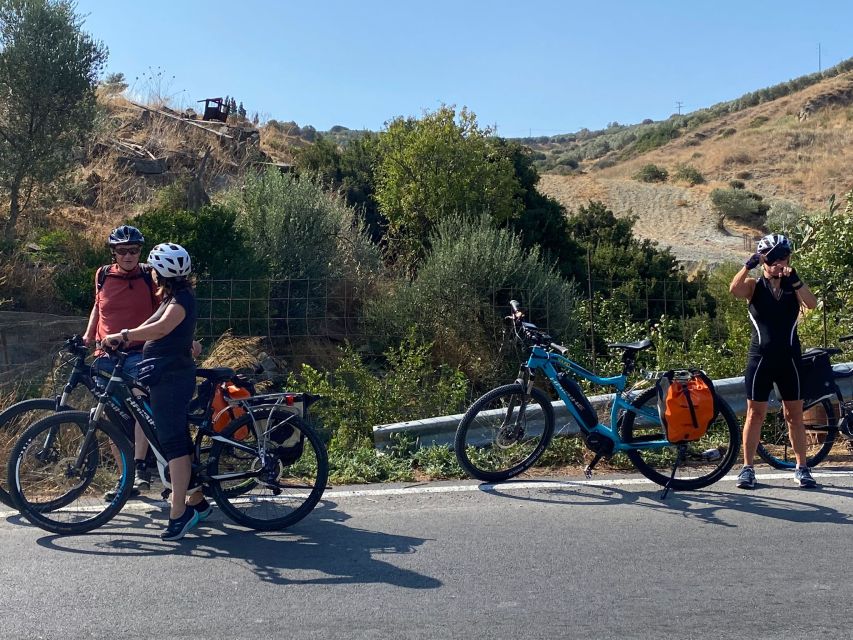 Heraklion: Wine Tasting E-Bike Tour - Rain can change the route