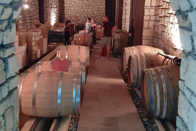Heraklion wine tour & Cretan meze lunch - A Cretan lunch built around shared dishes