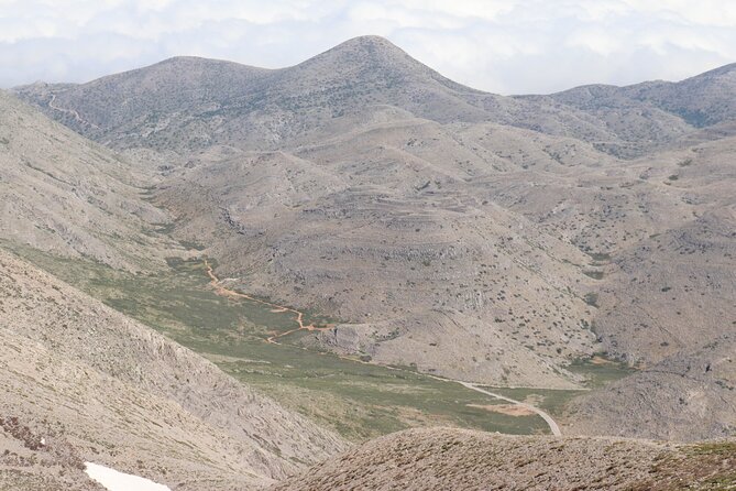 Hiking in Psiloritis Mountain (Ida Mt.) Crete - Who should book this hike