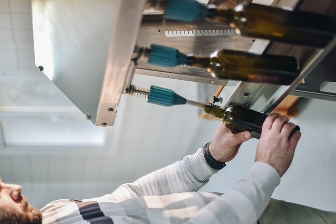 Kleanthi Olive Farm: Guided Tour with Local Delicacies Tasting - What makes the oil tasting useful