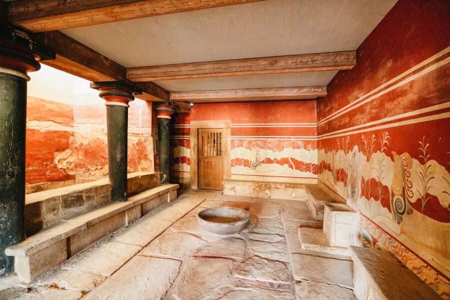 Knossos: Knossos Palace Skip-the-Line Guided Walking Tour - Key points to know before visiting Knossos