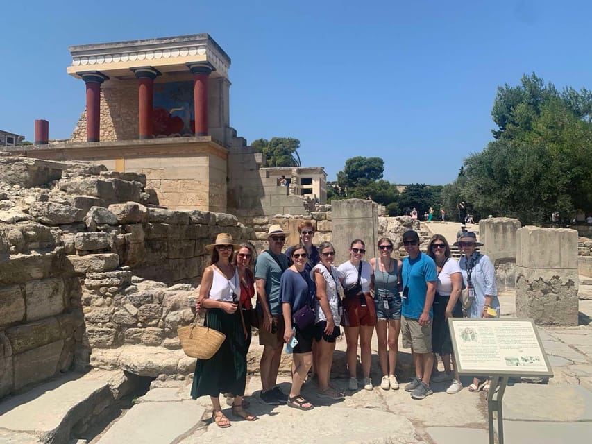 Knossos: Labyrinth of Knossos Skip-the-Line Walking Tour - Workshops, sanctuaries, and the working palace
